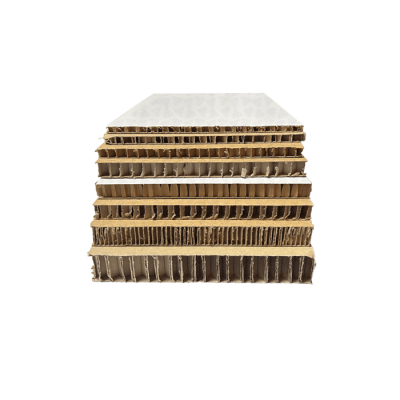 Plaque en carton alvéolaire